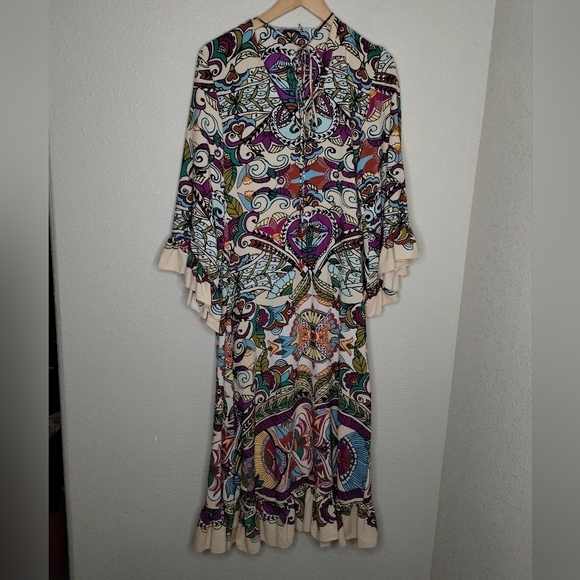 Zara Cream and Purple Resort Midi Dress with Bell Sleeves - Picture 2 of 6